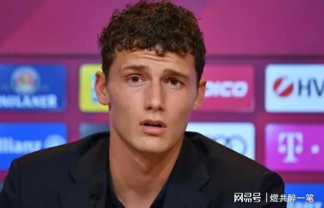 包含清晨国际米兰调整名单以备德甲；防线松动环节打磨；悬念犹存；轮换策略成焦点的词条