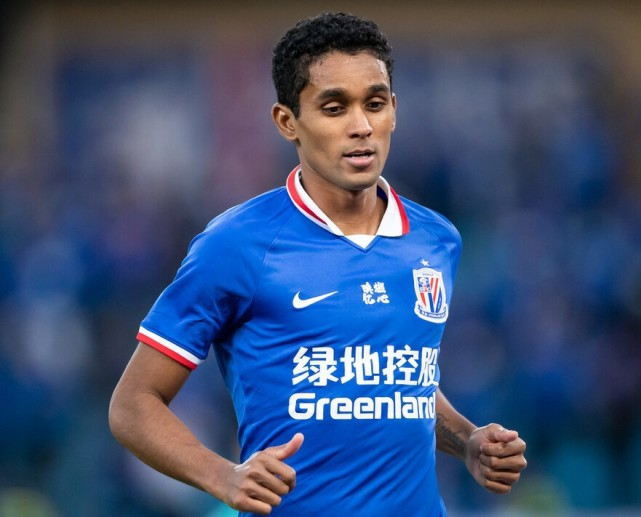 亚冠赛后走向成谜,比利亚雷亚尔绝杀压哨,引发热议,轮换策略成焦点(比利亚雷亚尔vs马竞直播) 亚冠赛后走向成谜,比利亚雷亚尔绝杀压哨,引发热议,轮换策略成焦点(比利亚雷亚尔vs马竞直播)